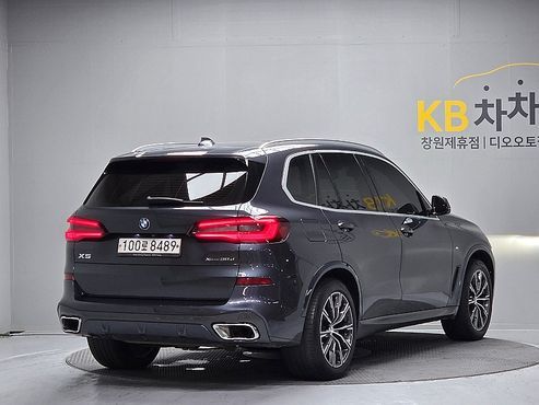 BMW X5 xDrive 30d M Sport — пробег 140 843 км — фото 2 из 5