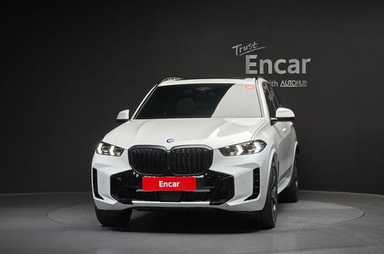 BMW X5 xDrive 40i M Sport — пробег 11 015 км — фото 3 из 5