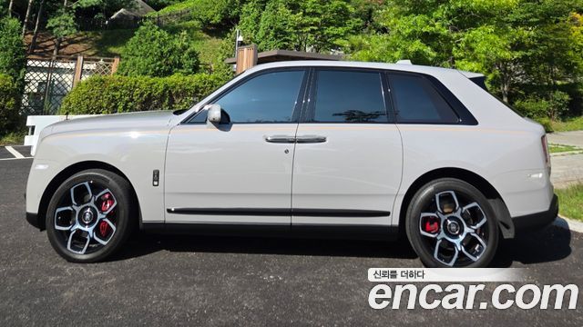 Rolls-Royce Cullinan 6.7 V12 Black Badge — пробег 28 000 км — фото 4 из 5