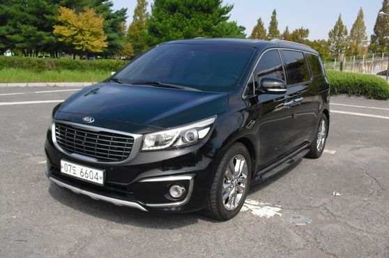 Kia Carnival 11-seater Noblesse — пробег 180 015 км — фото 1 из 5