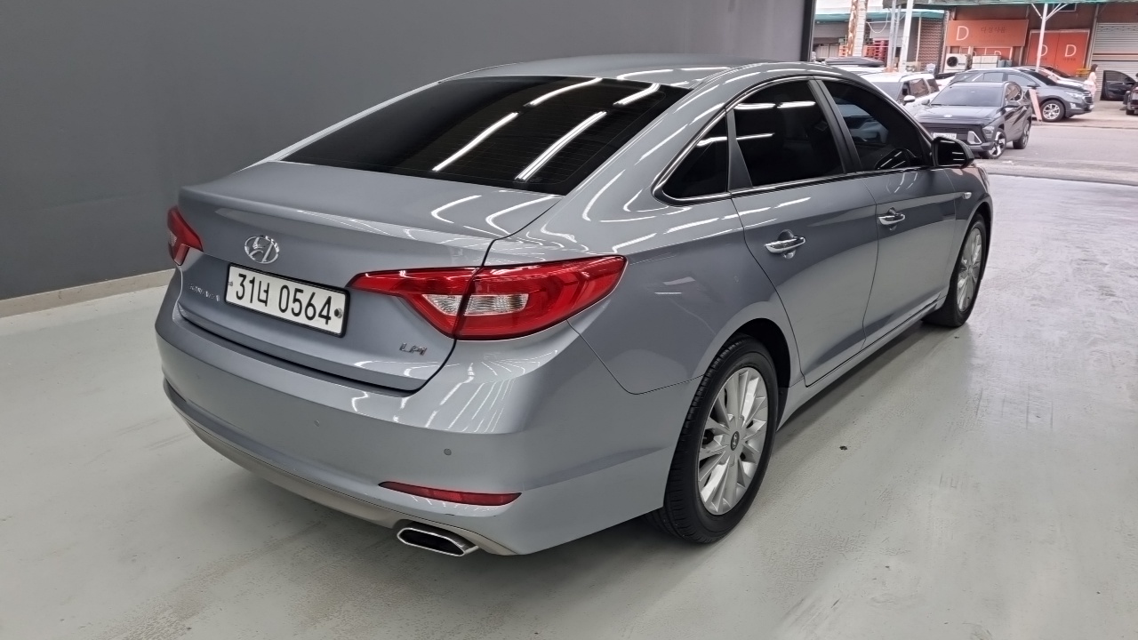Hyundai Sonata 2.0 Style Special — пробег 115 000 км — фото 2 из 5
