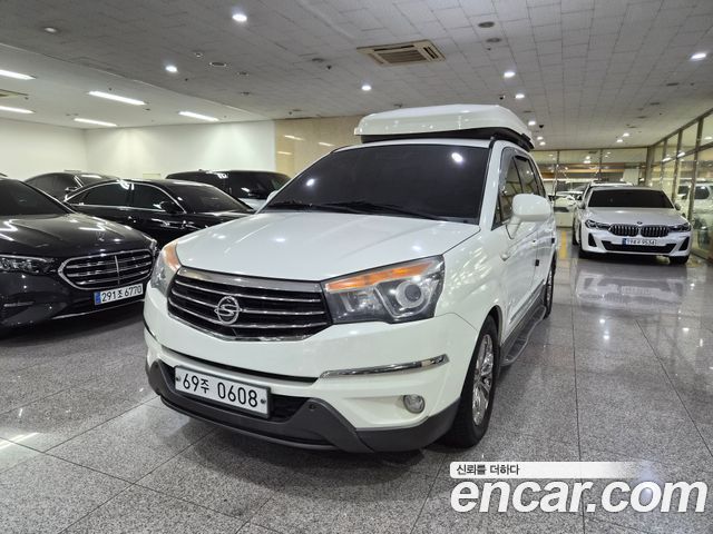 Ssangyong KORANDO 4WD Outdoor Edition 9-seater — пробег 112 292 км — фото 1 из 5