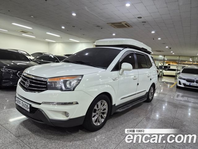 Ssangyong KORANDO 4WD Outdoor Edition 9-seater — пробег 112 292 км — фото 2 из 5