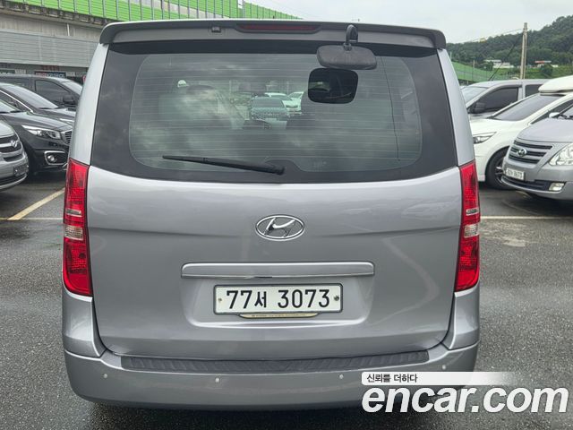 Hyundai Starex 12-Seater Wagon Modern — пробег 126 379 км — фото 4 из 5