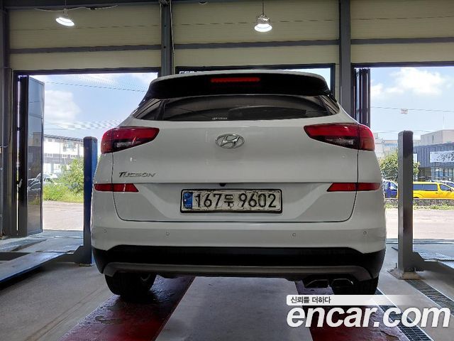 Hyundai Tucson из Кореи Encar