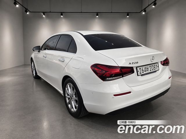 Mercedes-Benz A-Class из Кореи Encar