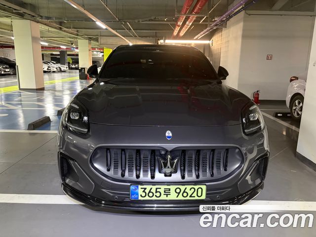 Maserati Grecale AWD Folgore — пробег 12 800 км — фото 5 из 5