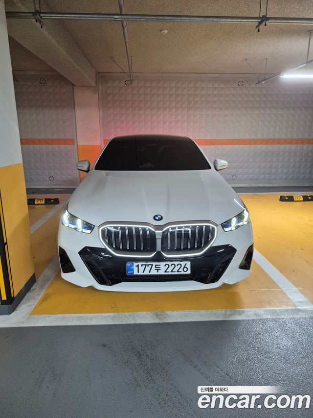 BMW 5-Series 520i M Sport — пробег 41 000 км — фото 3 из 5