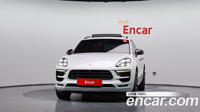 Porsche Macan из Кореи Encar