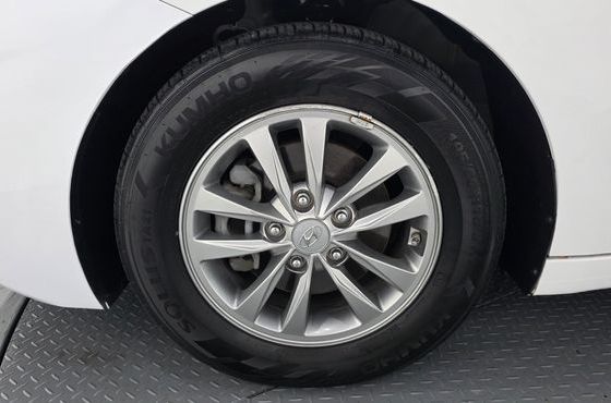 Hyundai AVANTE 1.6 Smart — пробег 79 876 км — фото 5 из 5