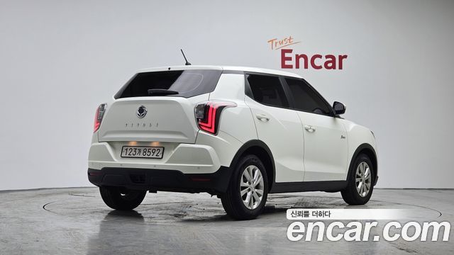 Ssangyong TIBOLI Gasoline 1.5 2WD V1 — пробег 73 290 км — фото 2 из 5
