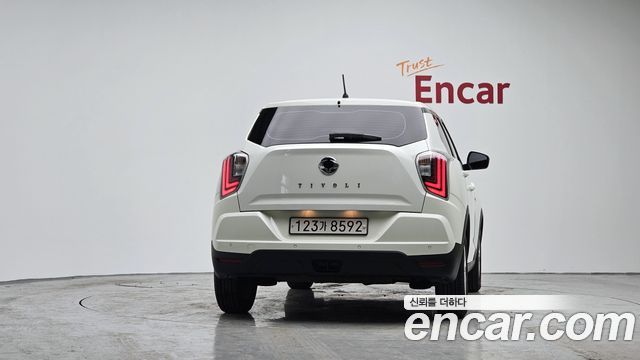 Ssangyong TIBOLI Gasoline 1.5 2WD V1 — пробег 73 290 км — фото 4 из 5