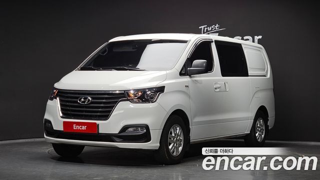 Hyundai Starex Van 5-Seater Smart — пробег 44 089 км — фото 1 из 5