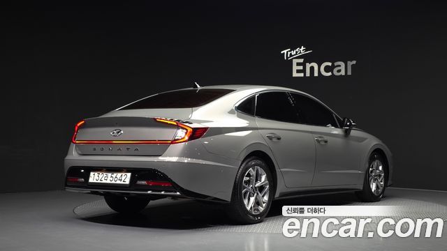 Hyundai Sonata 2.0 Premium Plus — пробег 31 220 км — фото 2 из 5