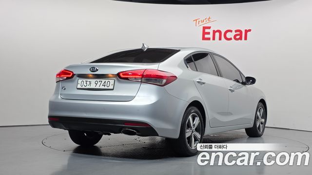 Kia K3 из Кореи Encar