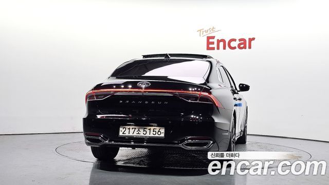 Hyundai Grandeur из Кореи Encar