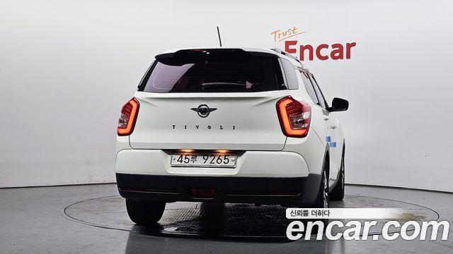 Ssangyong TIBOLI из Кореи Encar