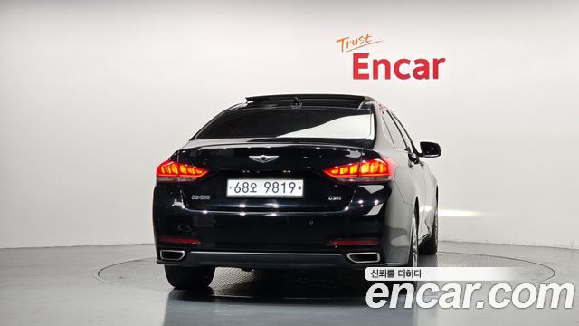 Hyundai Genesis из Кореи Encar