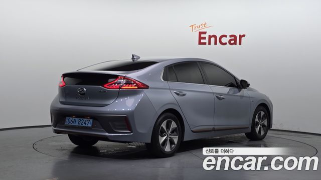 Hyundai Ioniq из Кореи Encar