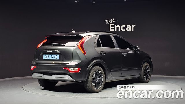 Kia Niro Air — пробег 81 073 км — фото 2 из 5