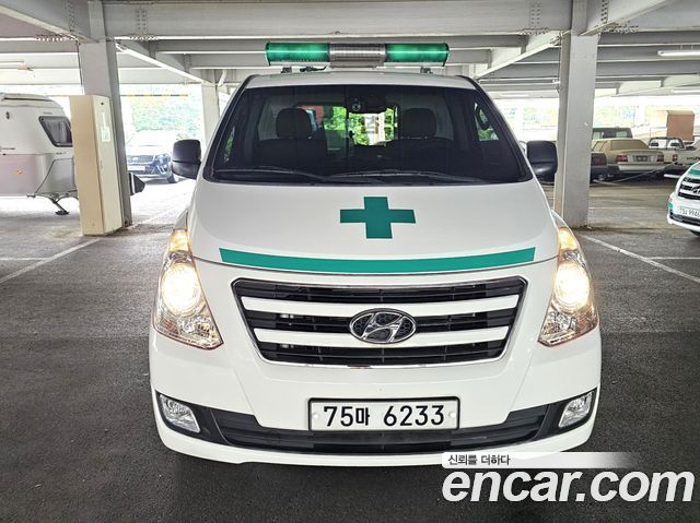 Hyundai Starex Ambulance — пробег 20 000 км — фото 2 из 5