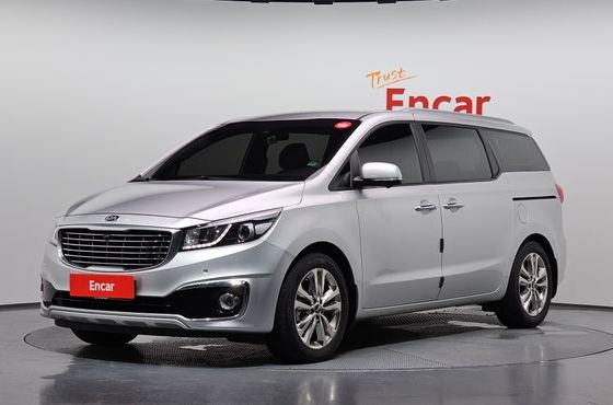 Kia Carnival 9-seater Prestige — пробег 48 312 км — фото 1 из 5