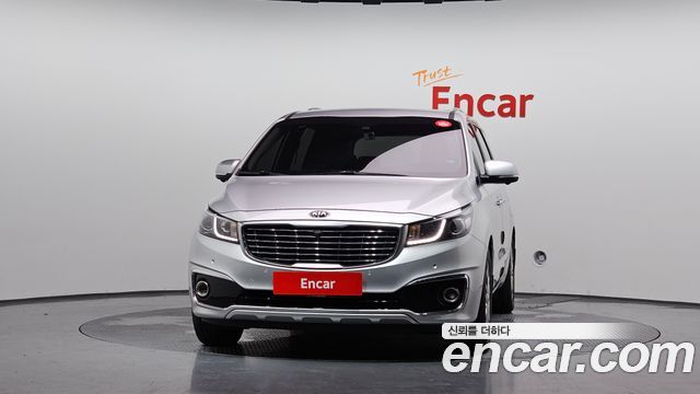 Kia Carnival 9-seater Prestige — пробег 48 312 км — фото 3 из 5
