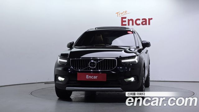 Volvo XC40 B4 Inscription — пробег 54 540 км — фото 3 из 5