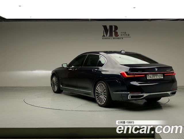 BMW 7-Series 740Li xDrive Design Pure Excellence — пробег 83 334 км — фото 4 из 5