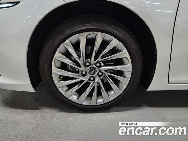 Lexus ES из Кореи Encar