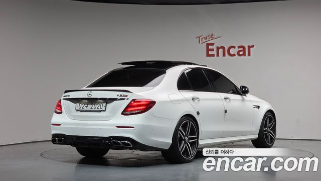 Mercedes-Benz E-Class E63 AMG 4MATIC+ — пробег 105 149 км — фото 2 из 5