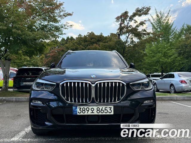 BMW X5 xDrive 45e M Sport — пробег 72 700 км — фото 3 из 5