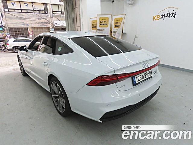 Audi A7 50 TDI Quattrp Premium — пробег 69 902 км — фото 4 из 5