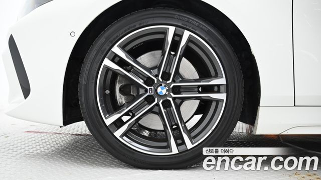 BMW 1-Series 120i M Sports — пробег 49 960 км — фото 5 из 5
