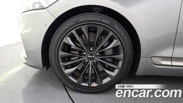 Kia K9 из Кореи Encar