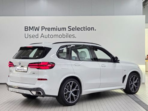 BMW X5 xDrive 40i M Sport — пробег 4 407 км — фото 2 из 5