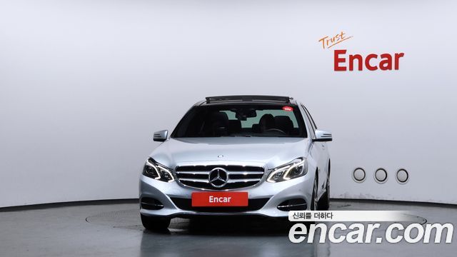 Mercedes-Benz E-Class E300 4MATIC Avantgarde — пробег 79 825 км — фото 3 из 5