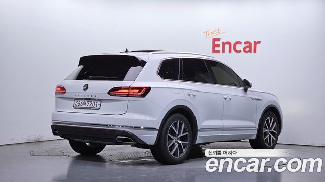Volkswagen Touareg 3.0 TDI Prestige — пробег 91 670 км — фото 2 из 5