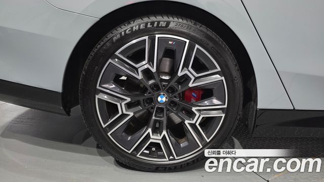 BMW 5-Series 530i xDrive M Sport Pro Special Edition — пробег 9 297 км — фото 5 из 5