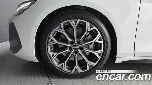 Audi A6 40 TDI Quattro S Line — пробег 45 км — фото 5 из 5