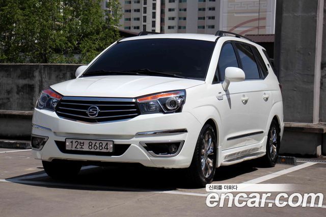 Ssangyong KORANDO 4WD TX 9-seater — пробег 108 970 км — фото 2 из 5