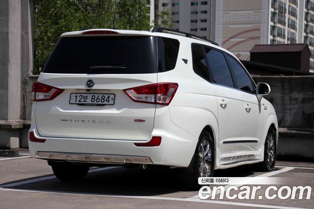 Ssangyong KORANDO 4WD TX 9-seater — пробег 108 970 км — фото 5 из 5