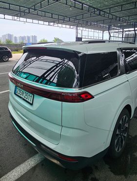 Kia Carnival Diesel 7-Seater Signature — пробег 62 000 км — фото 2 из 5