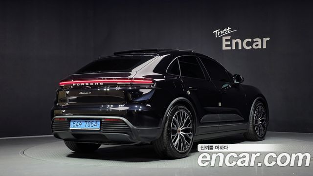 Porsche Macan из Кореи Encar
