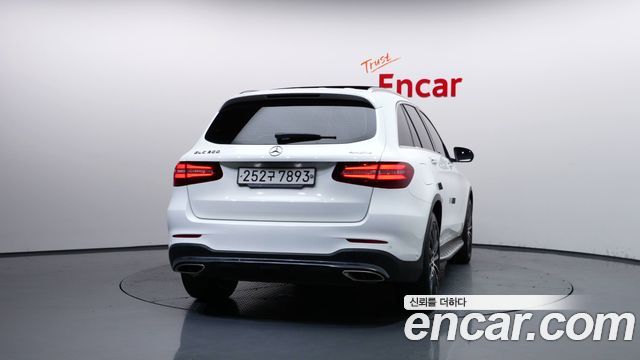 Mercedes-Benz GLC-Class GLC300 4MATIC AMG Line — пробег 84 368 км — фото 4 из 5