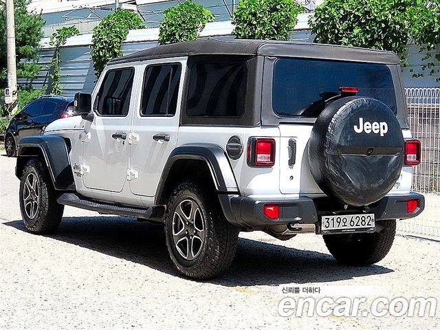 Jeep Wrangler 2.0 Sport 4Door — пробег 28 948 км — фото 4 из 5