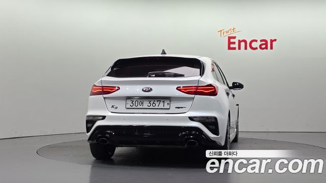 Kia K3 из Кореи Encar