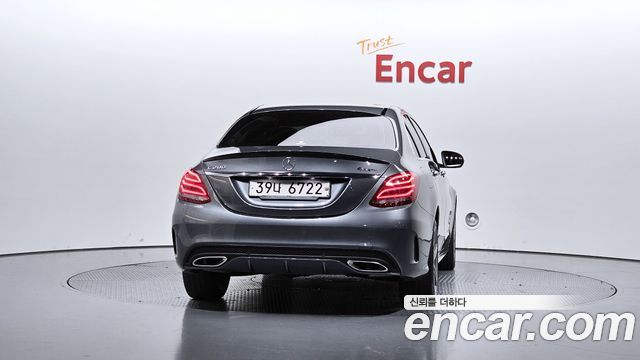 Mercedes-Benz C-Class C200 4MATIC AMG Line — пробег 42 569 км — фото 4 из 5