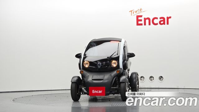 Renault (Samsung) Twizy Intens(2-seater) — пробег 16 205 км — фото 3 из 5