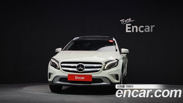 Mercedes-Benz GLA-Class GLA200 CDI 4MATIC — пробег 104 723 км — фото 3 из 5